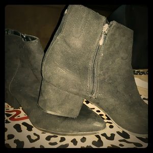 Women size 11 ancle boot